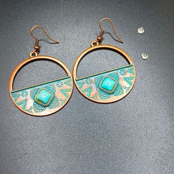 Bronze turquoise tribal engraved circle earrings boho ethnic design - Picture 1 of 3
